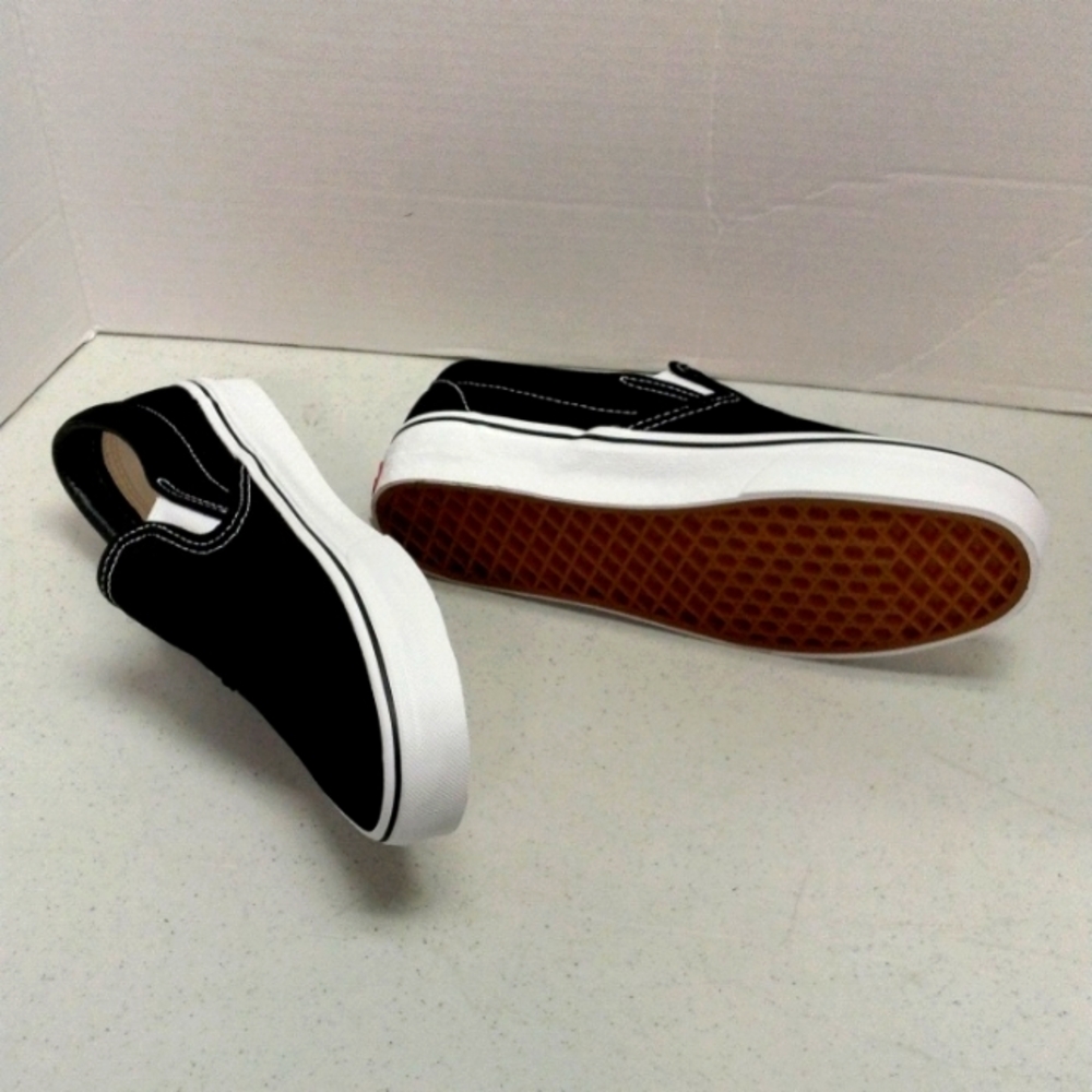 Vans classic Slip ons - Picture 4 of 9